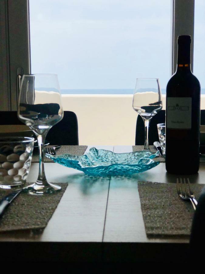 Apartment Tramonto Sea-Front Valledoria  Ngoại thất bức ảnh