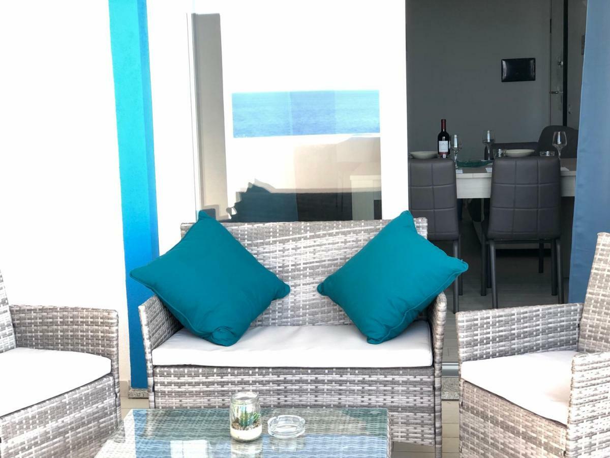 Apartment Tramonto Sea-Front Valledoria  Ngoại thất bức ảnh